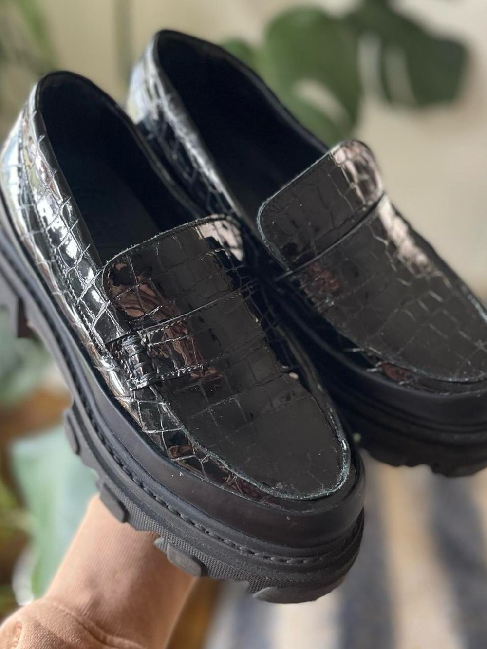 GANNI Black Croc-Embossed Lug Sole Loafers